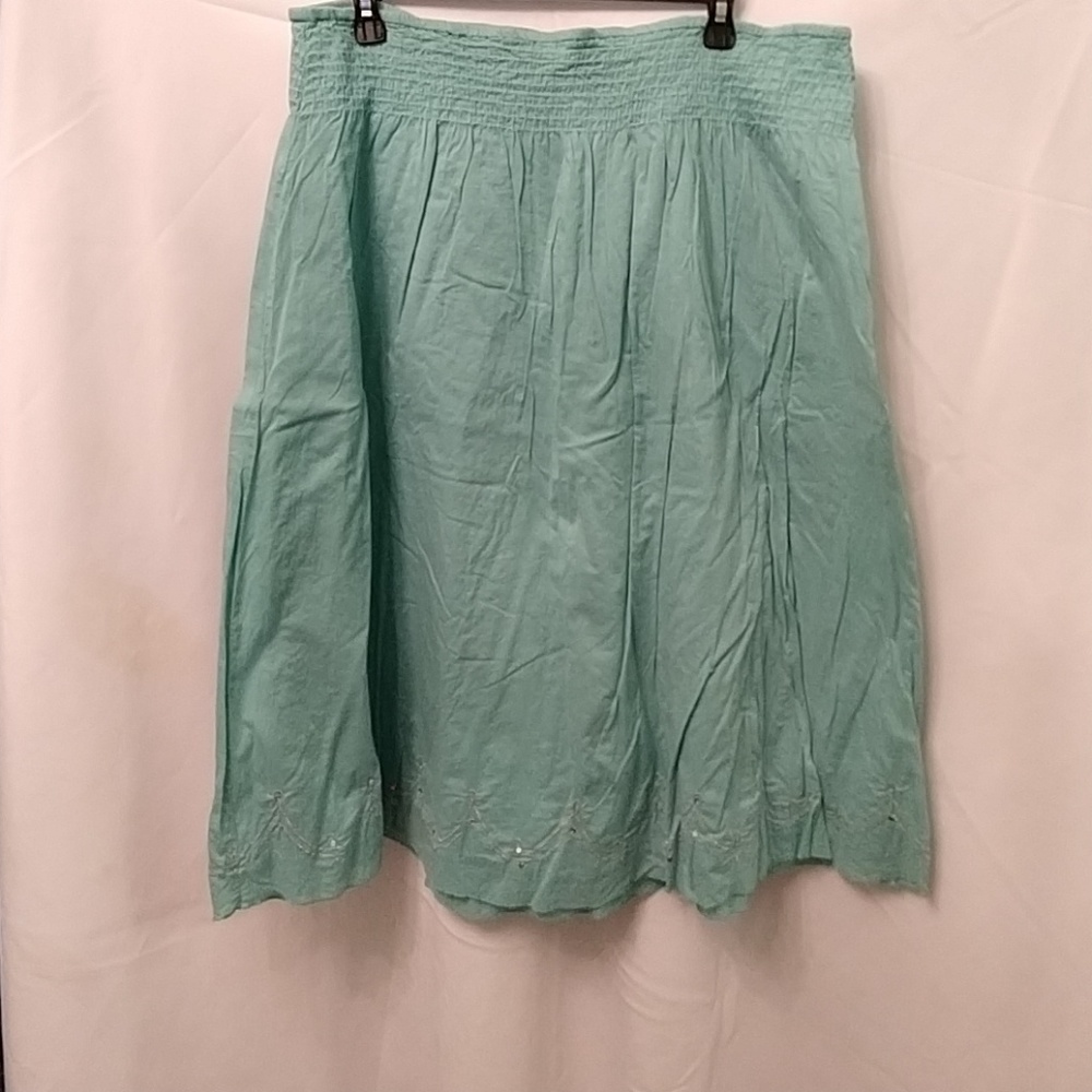 5 for 30 DKNY brand skirt